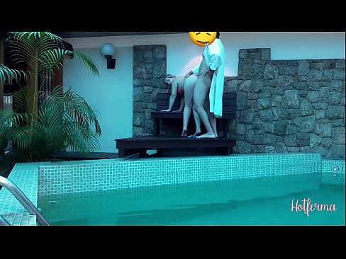 ❤️ Boss invitéiert Déngschtmeedchen an de Pool, mee konnt net engem waarm widderstoen ❤ Fucking Video op lb.it-com.top