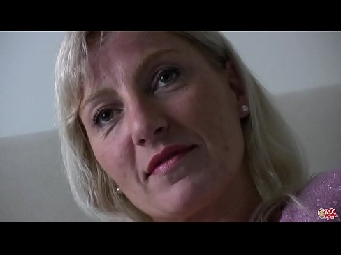❤️ D'Mamm, déi mir all gefuckt hunn ... Dame, behuelen Iech! ❤ Fucking Video op lb.it-com.top