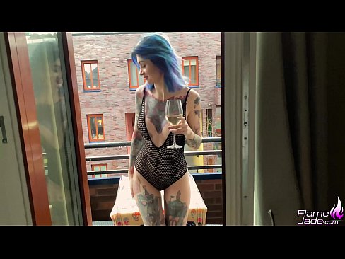 ❤️ Enormt Meedchen suckt mat engem Gulp a fuckt passionéiert ënner dem oppenen Himmel ❤ Fucking Video op lb.it-com.top